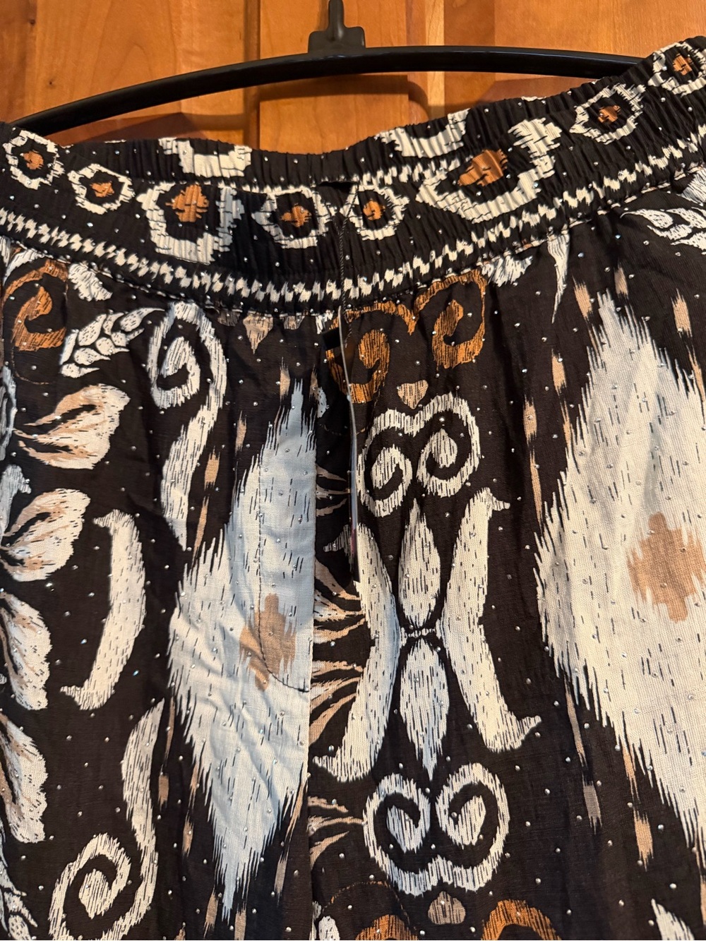 Gigio Bohemian Wide‑Leg Patterned Pants - Black & Brown - Picture 4 of 5